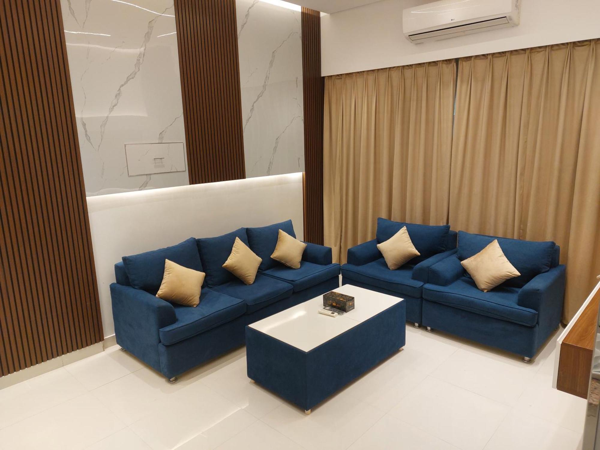 Mabahj Garnatha Hotel Apartments Сухар Экстерьер фото